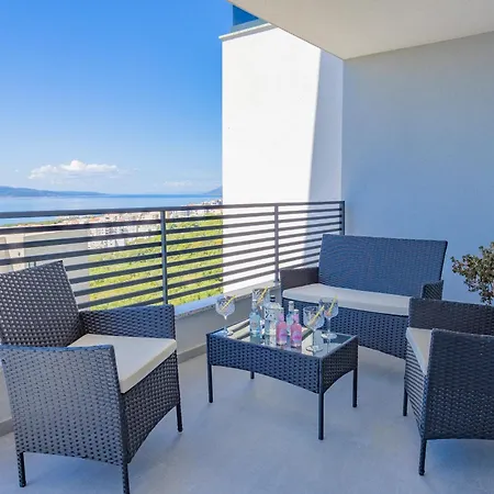 Biokovo J * Makarska