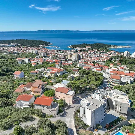 Biokovo J Parking Included Apartman