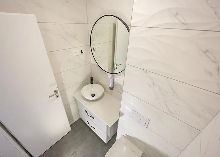 Biokovo J Parking Included *