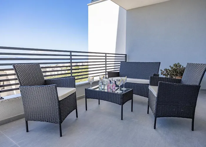 Biokovo J Parking Included Apartmán Makarská