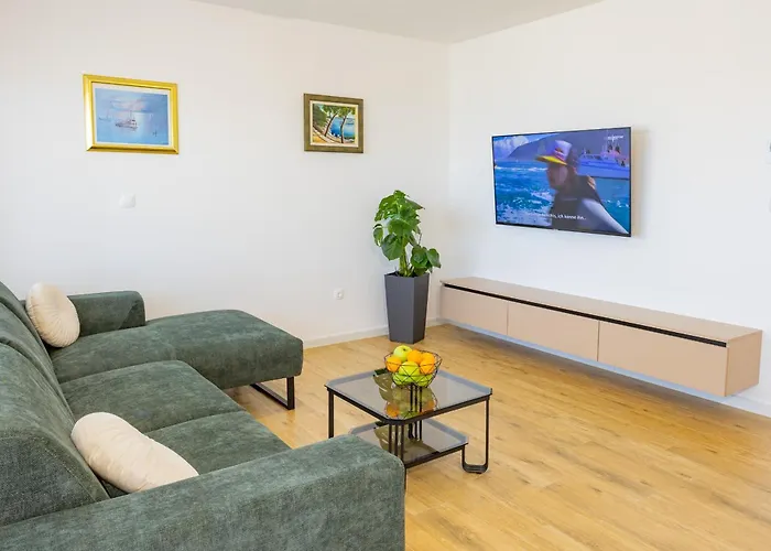 Biokovo J Parking Included Apartmán Makarská