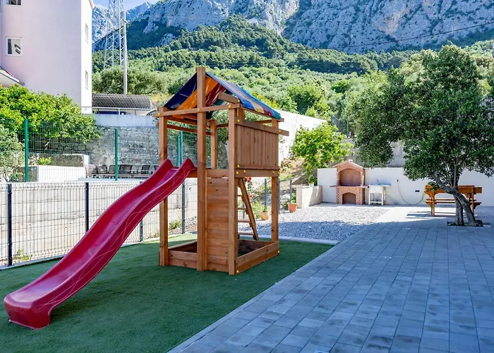 Biokovo J Parking Included Apartmán Makarská